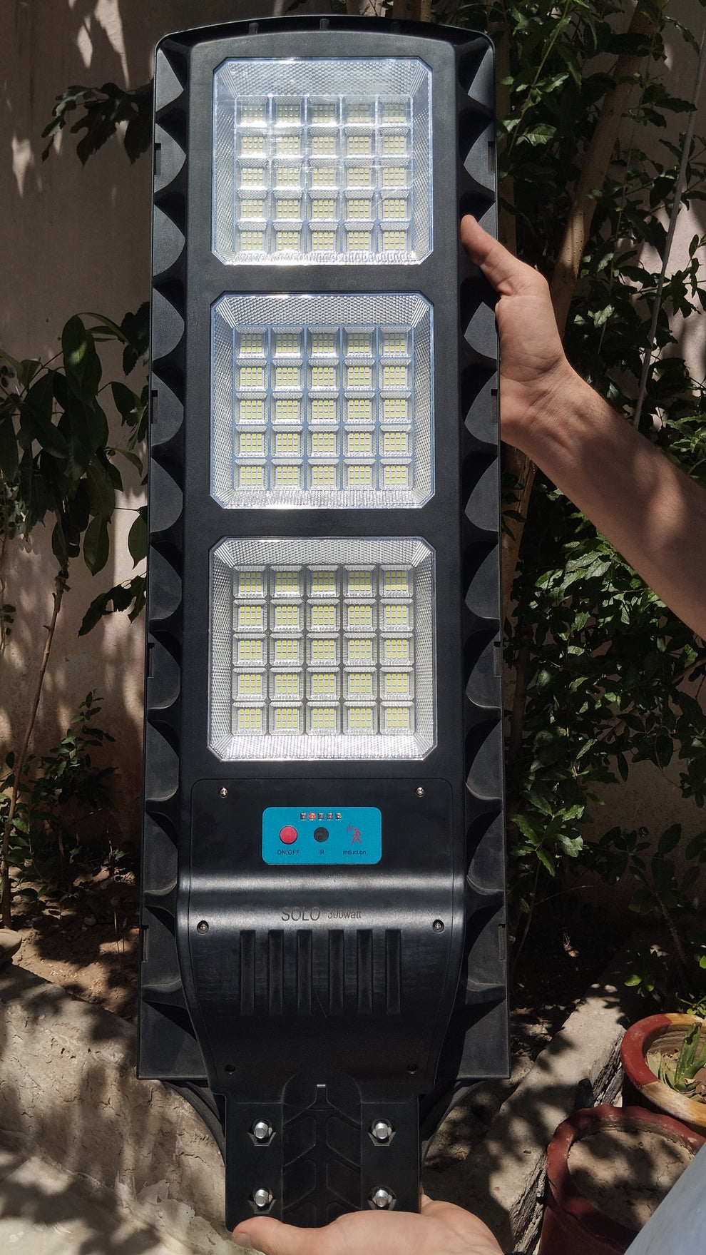ZL-300W Solar Street Light | 10 to 12 hours backup | 1 Year Warranty